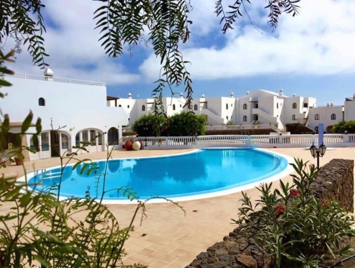 Apartamento Con Piscina Y Vistas -Le Petit Paradis Costa Teguise Exterior photo